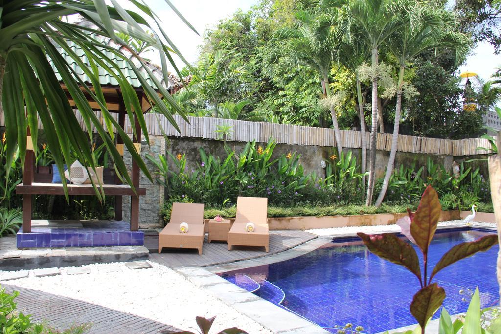 The Catur Villa Seminyak  Ngoại thất bức ảnh